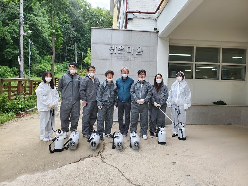 코로나19 확산방지를 위한 ”품안愛연수“ 및 Hand In Hand 의「연수구사회복지협의회」합동방역 사회공헌 3