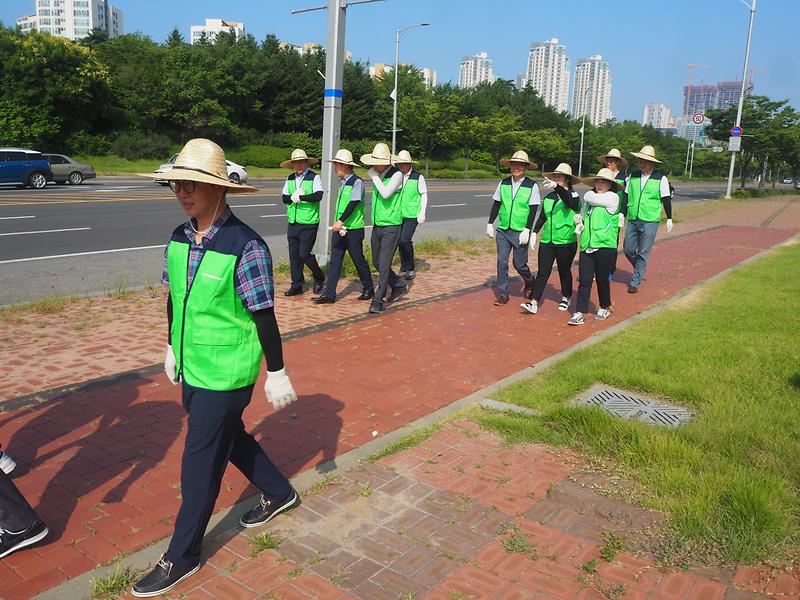 (18.07.27) 전직원 참여 공단 주변 환경정비활동 사진
