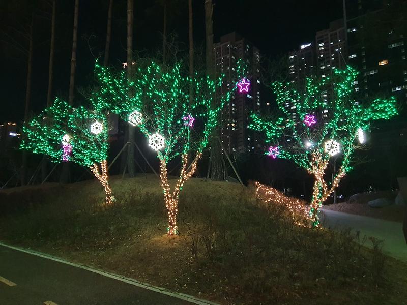 누리공원 경관조명 설치 이미지