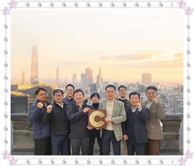 단체사진3.jpg 이미지