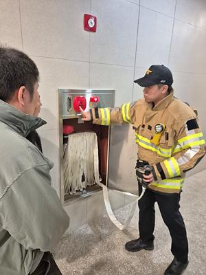 인천 연수구시설안전관리공단, 옹암체육센터 합동 소방훈련 진행 사진